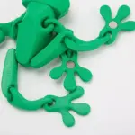 3D Magnetic Frog Figurine – Poseable Jointed Fridge Magnet Decoration - Image 3